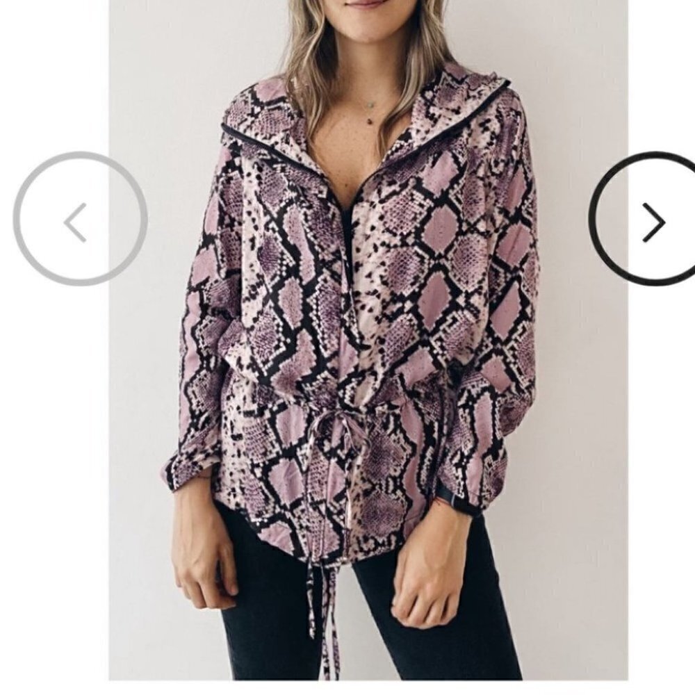 𝅺malai swimwear NWT cheeta zip up jacket cinch waist sz m/l animal print - Picture 12 of 12